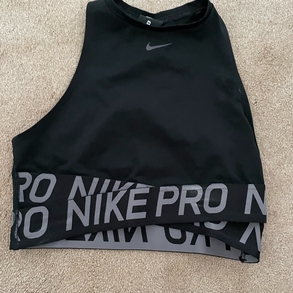 Nike pro top